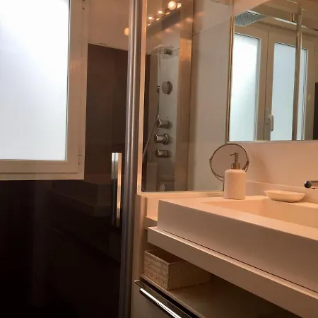 Decor En Gros Con Vistas Al Rio Апартаменты